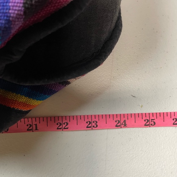 Peruvian Duffel Tote Handmade Normal Wear - Picture 4 of 10